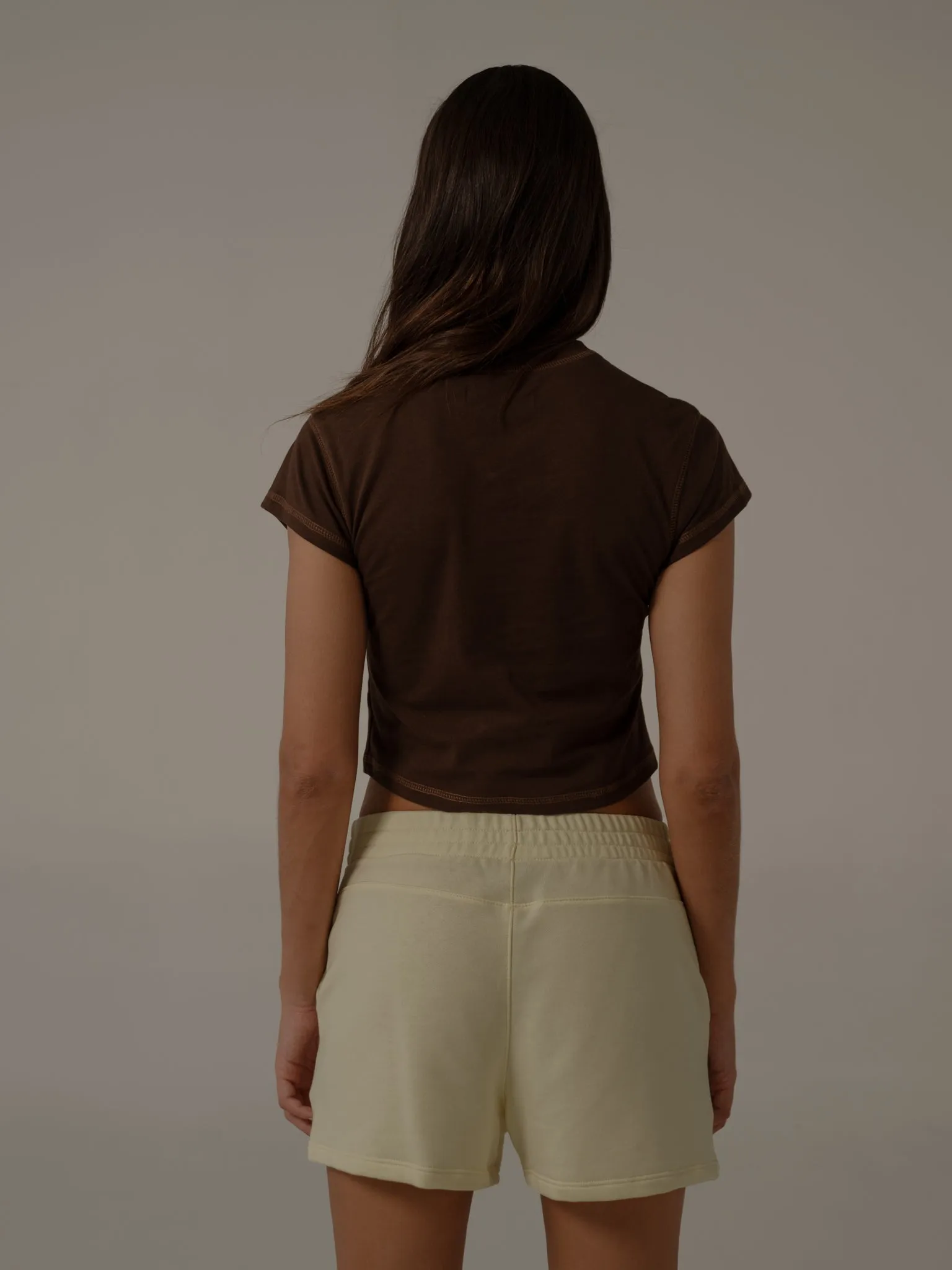 BOXY SPORTY SHORT  - CREAMY