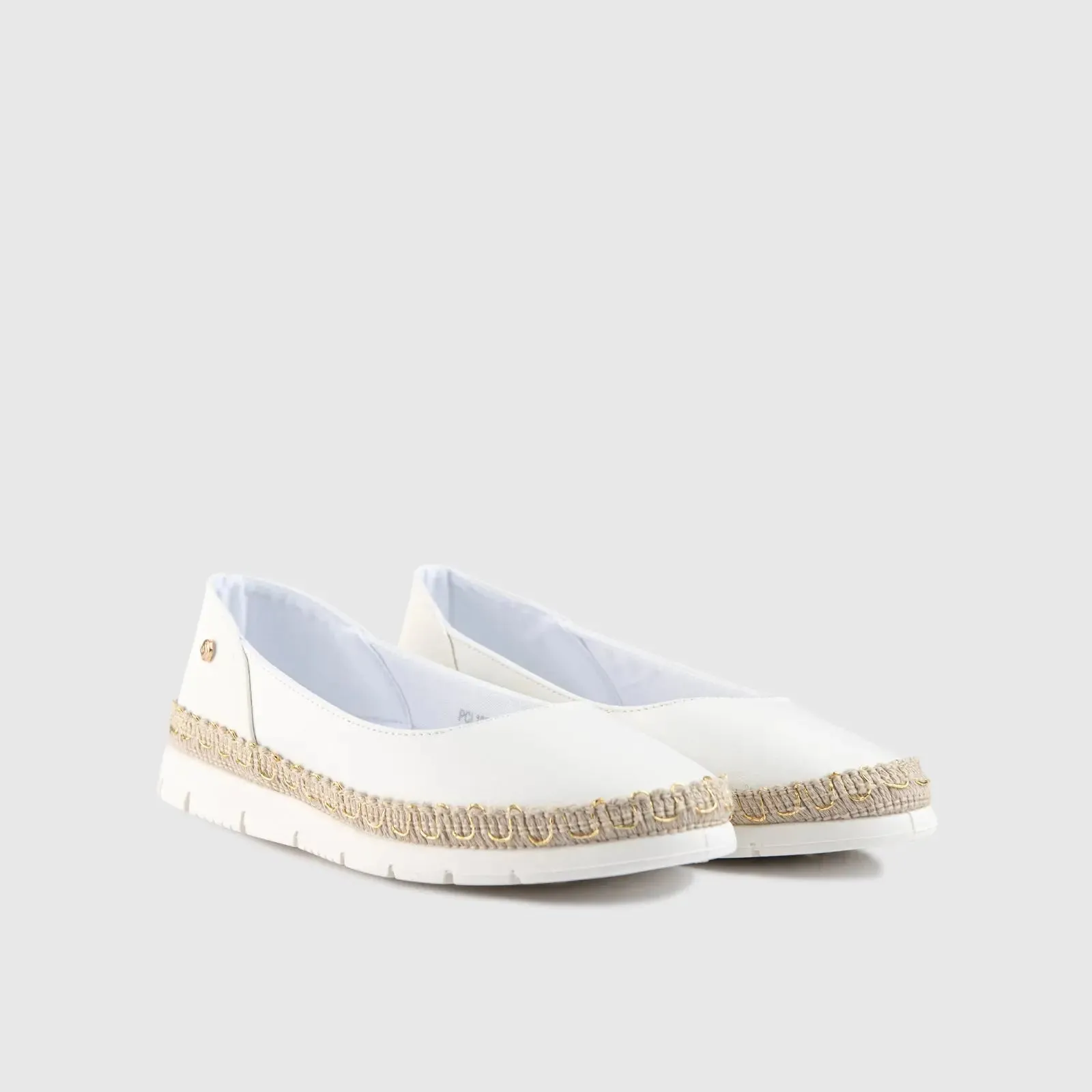 Comfort Pump White 10397