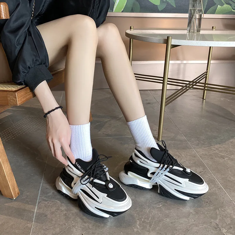 Helios Sneakers