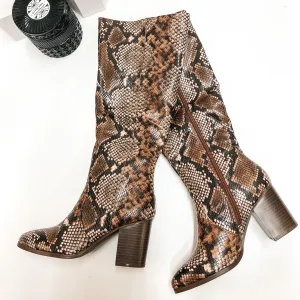 Kind of Iconic Heeled Riding Boots in Brown Snake Print