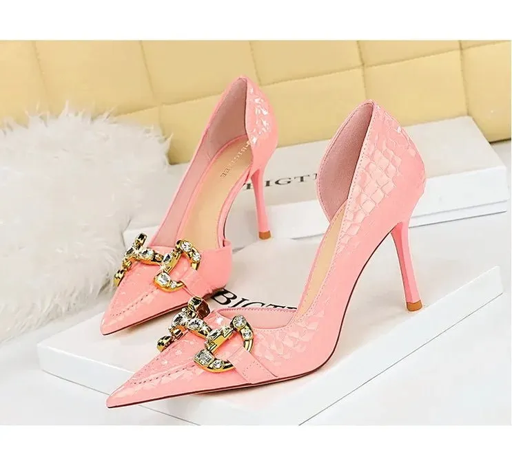 Luxury Rhinestone Buckle Pointed-Toe Stiletto Heels – Black Crocodile Pattern Pumps