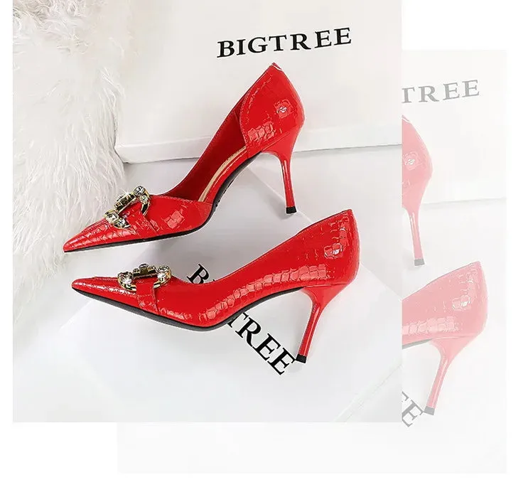 Luxury Rhinestone Buckle Pointed-Toe Stiletto Heels – Black Crocodile Pattern Pumps