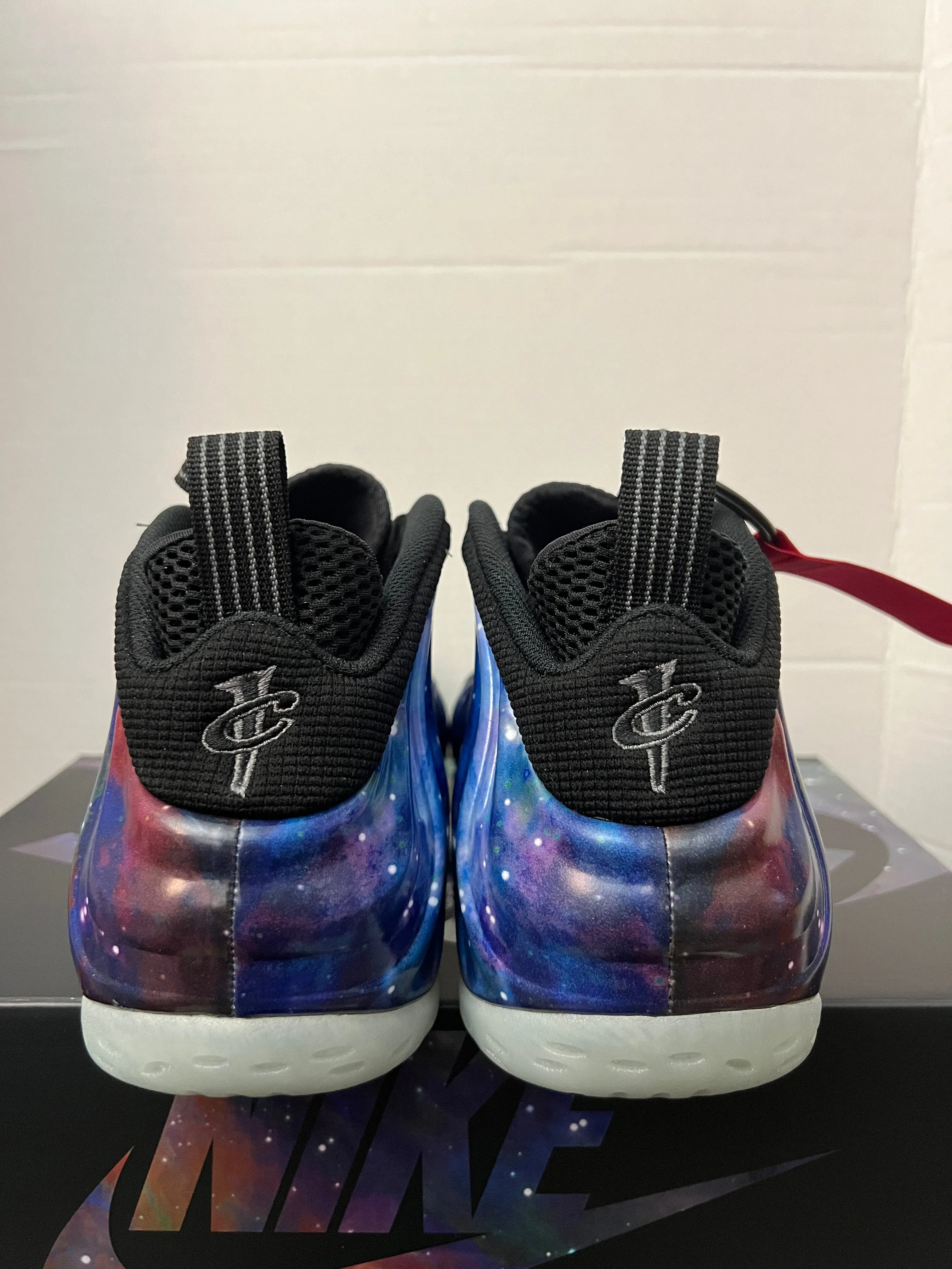 Nike Air Foamposite One QS Galaxy 2025 Men Size 12 Blue Black Purple FQ4303-400