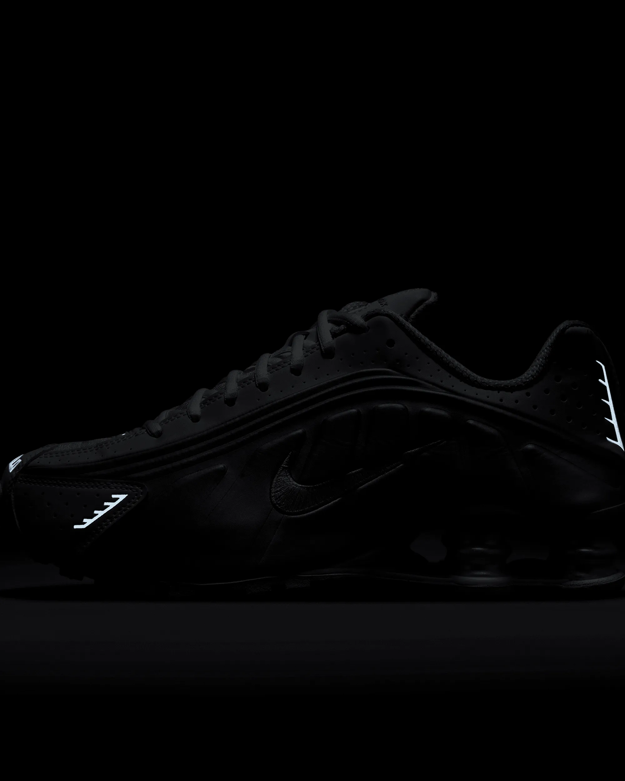 Shox R4 - White / Barely Grape / Platinum