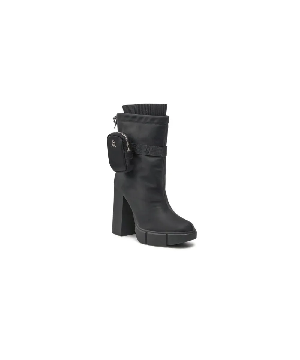 STEVE MADDEN RISEUP BOOTS
