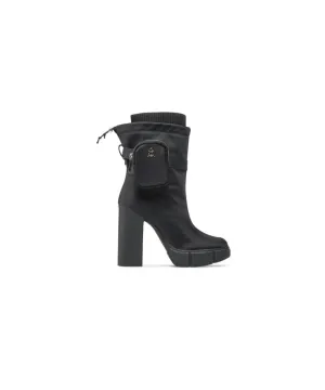 STEVE MADDEN RISEUP BOOTS