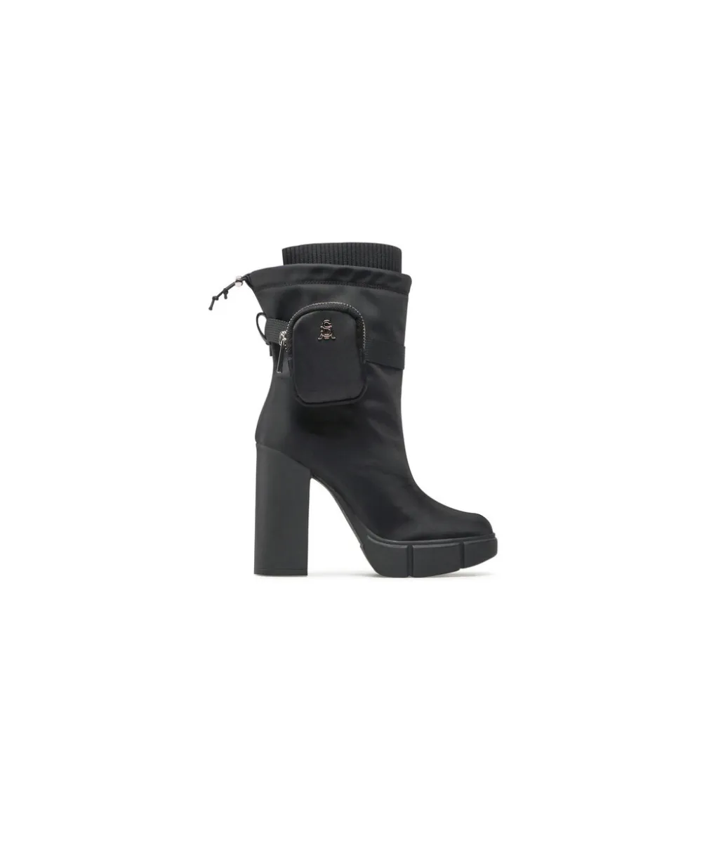 STEVE MADDEN RISEUP BOOTS
